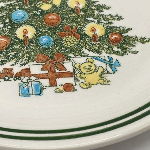 Christmas Tree Plates Lot of 3 Salad Dessert White Ceramic Round Traditional Set - Picture 6 of 10